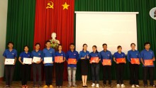 Trung tâm chính trị huyện Cư Jút: Bế giảng lớp bồi dưỡng nghiệp vụ công tác Đoàn – Hội năm 2023