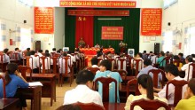 Tổ chức Hội nghị tiếp xúc cử tri với đại biểu Hội đồng nhân dân 2 cấp tỉnh và Huyện tại xã Đăk Drông