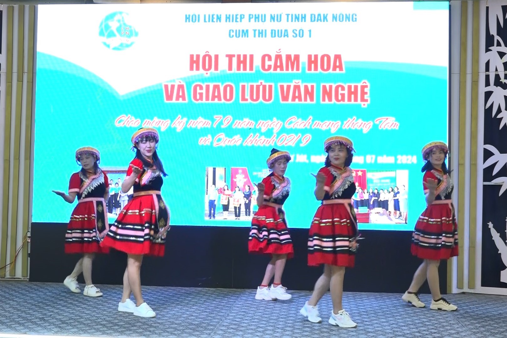 giao luu van nghe giua cac don vi cum thi dua so 1